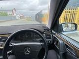 Mercedes-Benz E 320 1998 годаүшін3 500 000 тг. в Атырау – фото 4