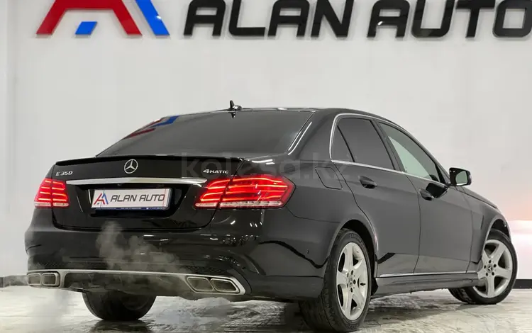 Mercedes-Benz E 350 2014 годаfor9 500 000 тг. в Жанаозен