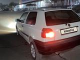 Volkswagen Golf 1992 годаfor900 000 тг. в Алматы – фото 4