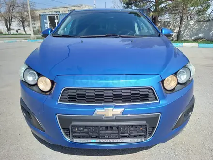 Chevrolet Aveo 2015 года за 4 550 000 тг. в Костанай – фото 2