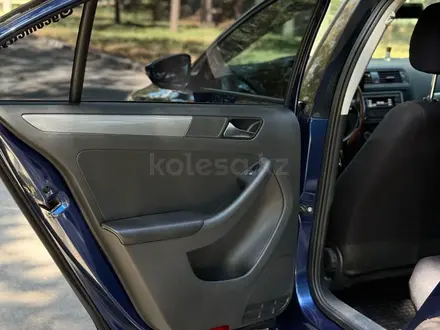 Volkswagen Jetta 2016 года за 5 300 000 тг. в Алматы – фото 8