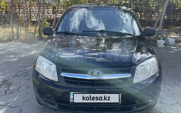 ВАЗ (Lada) Granta 2190 2013 года за 1 800 000 тг. в Актобе