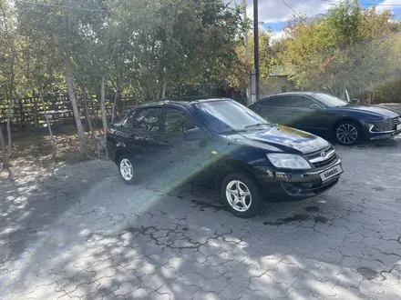 ВАЗ (Lada) Granta 2190 2013 года за 1 800 000 тг. в Актобе – фото 5