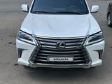 Lexus LX 570 2015 годаүшін35 500 000 тг. в Экибастуз