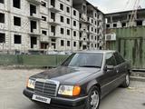 Mercedes-Benz E 230 1992 года за 1 400 000 тг. в Тараз – фото 2