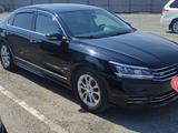 Volkswagen Passat 2016 года за 6 900 000 тг. в Атырау – фото 3