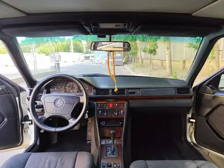 Mercedes-Benz E 280 1995 года за 2 500 000 тг. в Алматы – фото 11