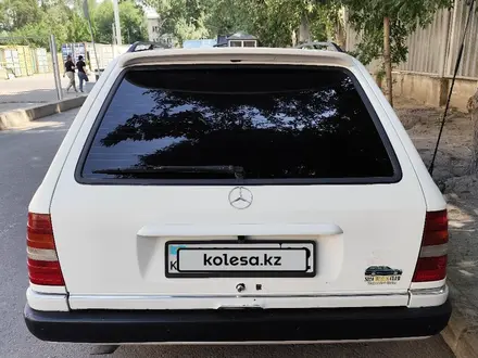 Mercedes-Benz E 280 1995 года за 2 500 000 тг. в Алматы – фото 3