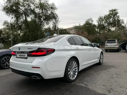 BMW 5 серия 2022 года за 24 300 000 тг. в Алматы – фото 6