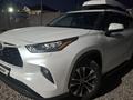 Toyota Highlander 2022 года за 27 900 000 тг. в Алматы – фото 2
