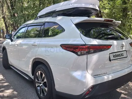 Toyota Highlander 2022 года за 27 900 000 тг. в Алматы – фото 19