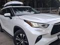 Toyota Highlander 2022 годаүшін27 900 000 тг. в Алматы – фото 23