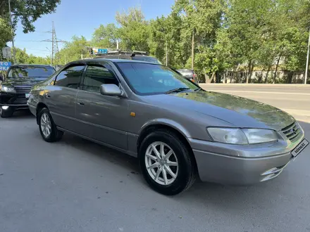 Toyota Camry Gracia 1998 года за 2 500 000 тг. в Алматы – фото 2