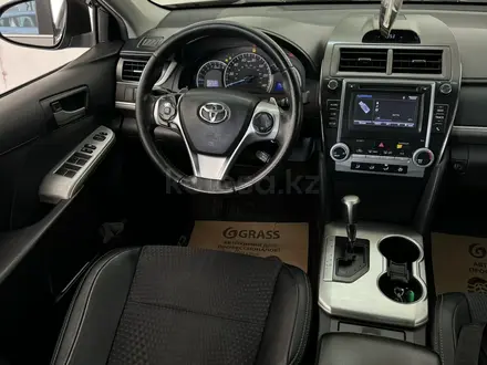 Toyota Camry 2014 года за 9 490 000 тг. в Шымкент – фото 8