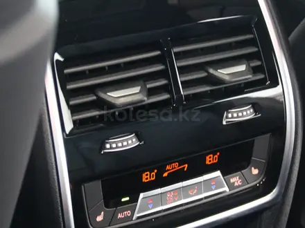 BMW X6 XDrive 40i 2026 года за 69 339 637 тг. в Павлодар – фото 20