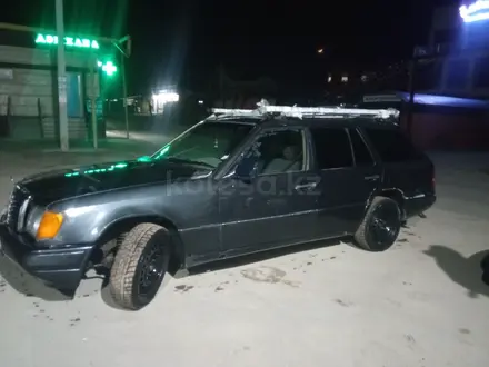 Mercedes-Benz E 230 1993 года за 1 250 000 тг. в Алматы