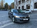 Volkswagen Passat 2016 года за 9 200 000 тг. в Алматы – фото 3