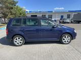 Volkswagen Touran 2005 годаүшін4 450 000 тг. в Костанай – фото 2