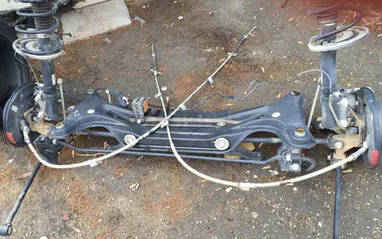 Задняя балка в сборе на Камри 50 за 25 000 тг. в Караганда