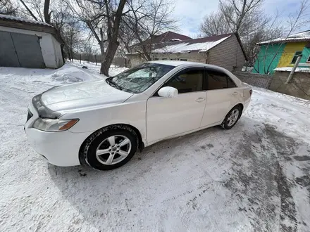 Toyota Camry 2007 года за 5 500 000 тг. в Актобе – фото 2