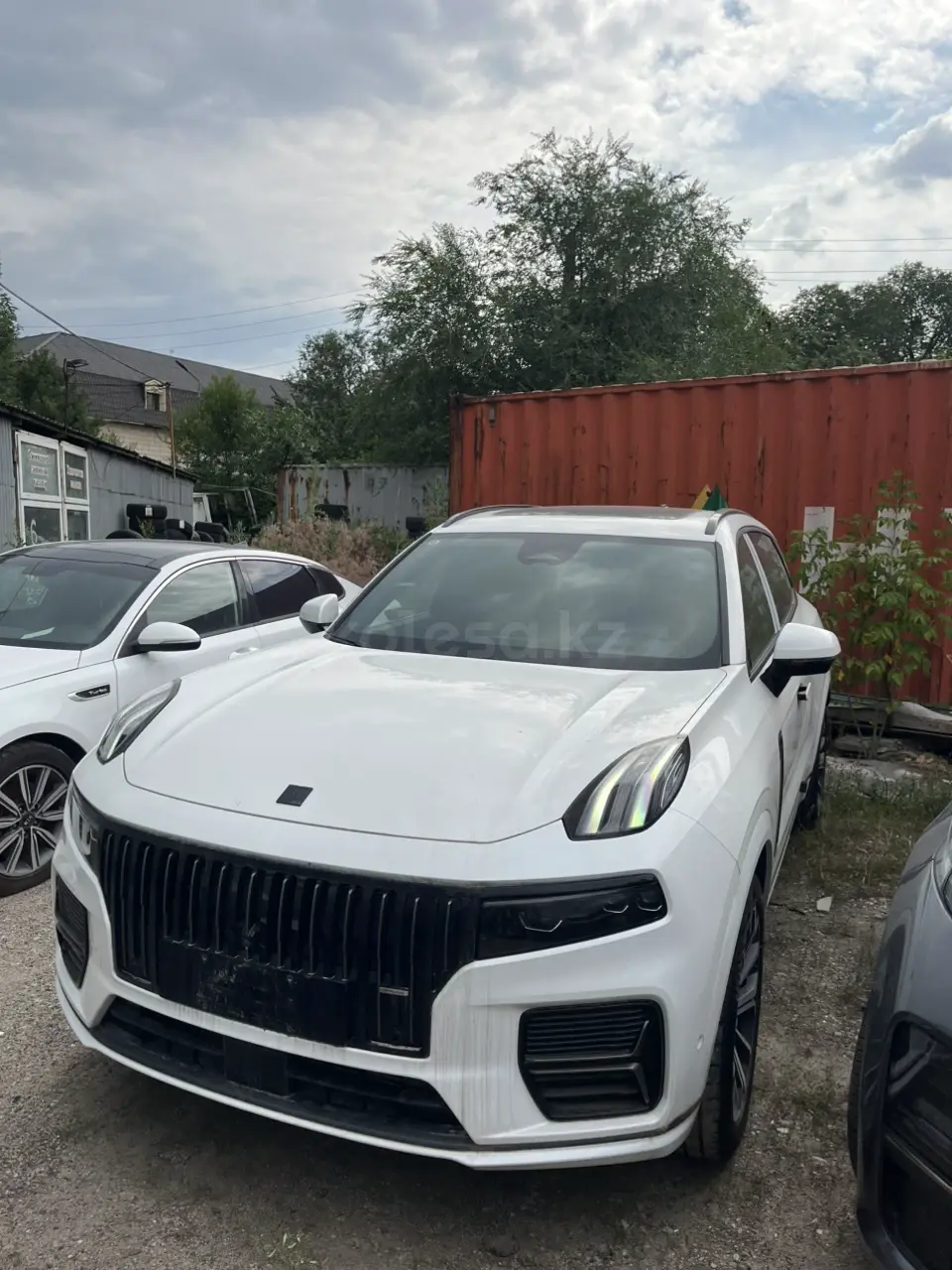 lynk-and-co 09, 2024