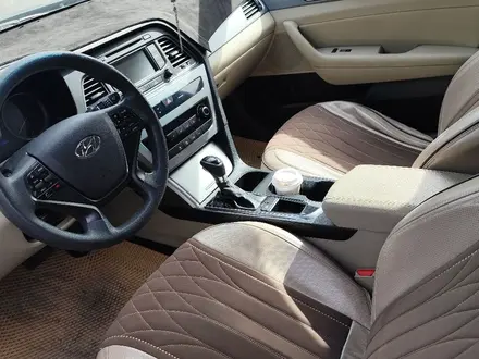 Hyundai Sonata 2015 года за 6 500 000 тг. в Караганда – фото 2