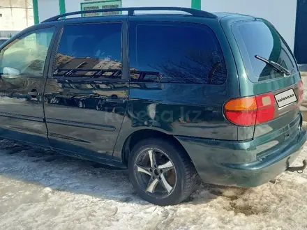 SEAT Alhambra 1998 года за 1 750 000 тг. в Уральск – фото 13