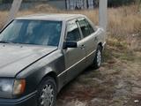 Mercedes-Benz E 230 1991 года за 400 000 тг. в Алматы – фото 2