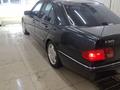 Mercedes-Benz E 320 1997 года за 3 800 000 тг. в Жанаозен – фото 4