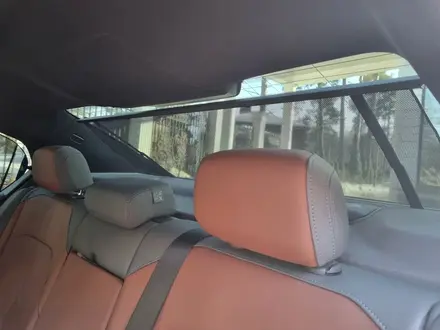 BMW 530 XDrive 2025 года за 34 300 000 тг. в Алматы – фото 16