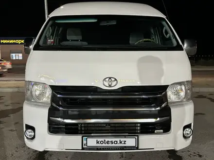 Toyota Hiace 2011 года за 11 300 000 тг. в Актау