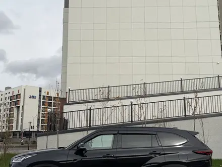 Toyota Crown Kluger 2025 года за 27 000 000 тг. в Астана – фото 4