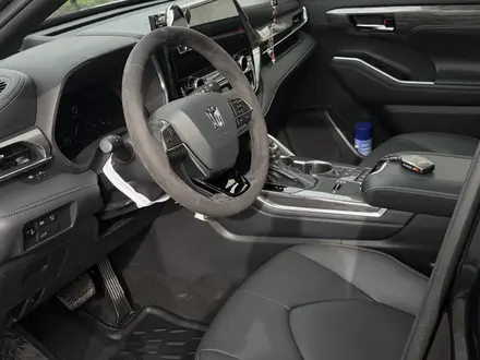 Toyota Crown Kluger 2025 года за 27 000 000 тг. в Астана – фото 16