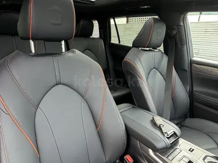 Toyota Crown Kluger 2025 года за 27 000 000 тг. в Астана – фото 17