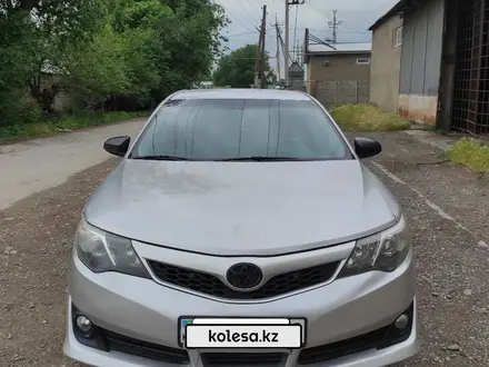 Toyota Camry 2014 года за 8 000 000 тг. в Тараз – фото 2