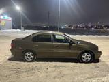 Toyota Avensis 2001 годаүшін1 800 000 тг. в Актобе – фото 2