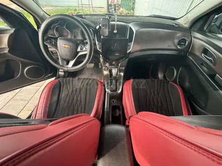Chevrolet Cruze 2013 года за 3 500 000 тг. в Алматы – фото 9
