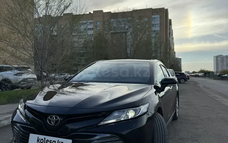 Toyota Camry 2019 годаfor13 000 000 тг. в Астана