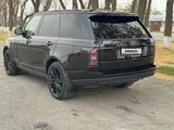 Land Rover Range Rover 2013 года за 17 900 000 тг. в Шымкент – фото 2