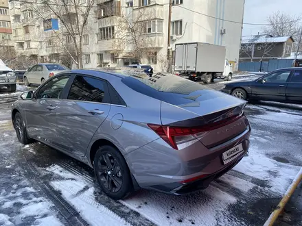 Hyundai Elantra 2021 года за 12 300 000 тг. в Алматы – фото 5