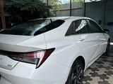 Hyundai Elantra 2023 годаfor13 500 000 тг. в Шымкент – фото 4