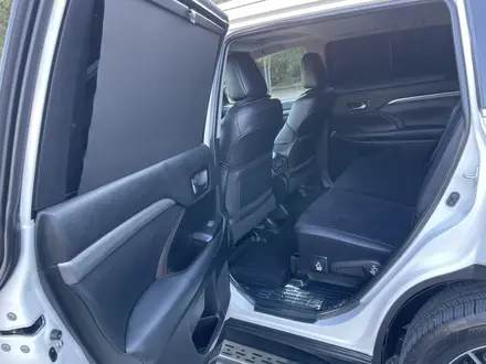Toyota Highlander 2019 года за 22 900 000 тг. в Алматы – фото 26