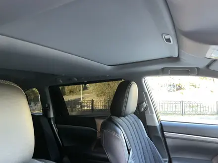 Toyota Highlander 2019 года за 22 900 000 тг. в Алматы – фото 36