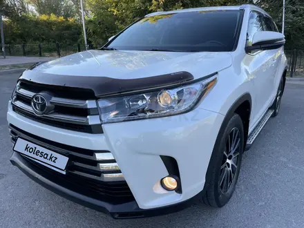 Toyota Highlander 2019 года за 22 900 000 тг. в Алматы – фото 5