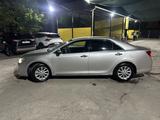 Toyota Camry 2013 года за 11 600 000 тг. в Шымкент – фото 3
