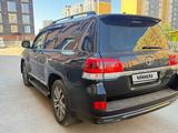 Toyota Land Cruiser 2017 года за 32 500 000 тг. в Актобе – фото 2