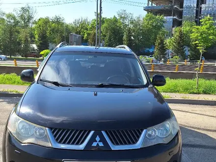 Mitsubishi Outlander 2007 годаүшін7 000 000 тг. в Алматы