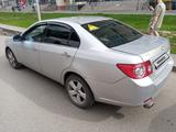 Chevrolet Epica 2007 года за 1 500 000 тг. в Астана – фото 2