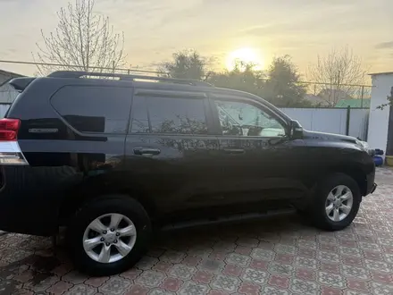Toyota Land Cruiser Prado 2012 года за 15 600 000 тг. в Уральск – фото 3
