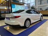 Toyota Camry Elegance 2025 года за 20 390 000 тг. в Караганда – фото 5
